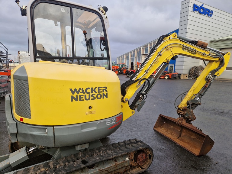 Wacker Neuson EZ38 árg. 2016